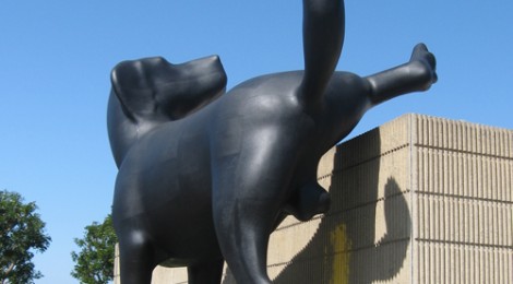 Richard Jackson, Bad Dog, 2013, Jackson: Courtesy of the artist and Hauser & Wirth, Photo: Courtesy OCMA