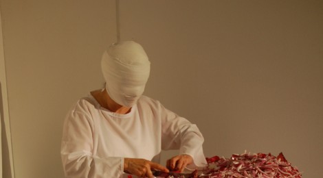 TEARS FOR FEARS: Mariel Carranza chopping onions