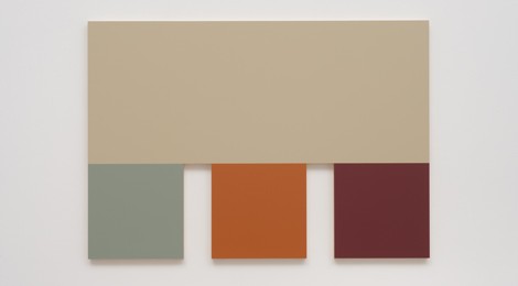 Morgan Fisher, 4 (Silver Gray, Sky Blue, Terra Cotta, Red), 2013. Courtesy of China Art Objects Galleries Photo by Robert Wedemeyer.