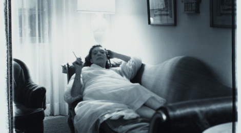 Marilyn Minter, Coral Ridge Towers (Mom Smoking Extra Longs), 1969. ©Marylin Minter, courtesy of Beth Rudin, Orange County, CA.