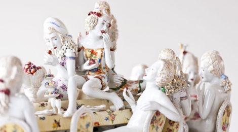 Chris Antemann, Forbidden Fruit Dinner Party (detail), 2013, Meissen Porcelain®, image courtesy of MEISSEN®