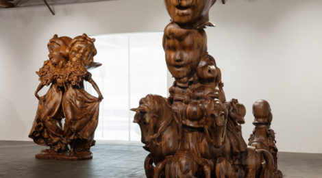 Installation view, Paul McCarthy. WS Spinoffs, Wood Statues, Brown Rothkos , Hauser & Wirth Los Angeles, 2017 © Paul McCarthy, courtesy the artist and Hauser & Wirth photo by Fredrik Nilsen
