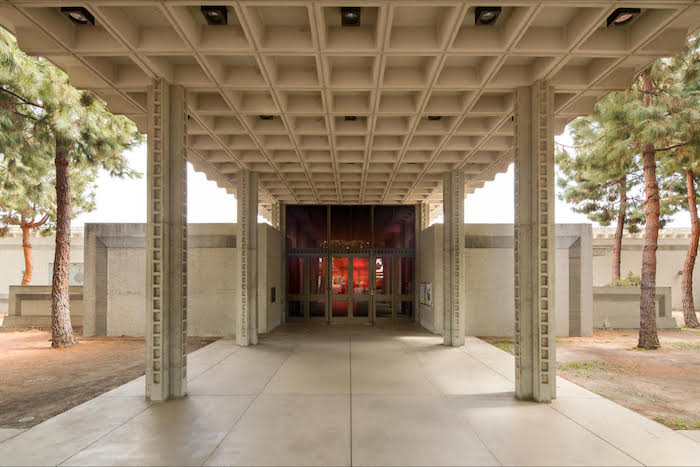 Los Angeles Municipal Art Gallery presents Tête-à-Tête with Fran Siegel and Sandy Rodriguez