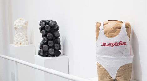 Tim Hawkinson, Installation view (2019), courtesy Denk.
