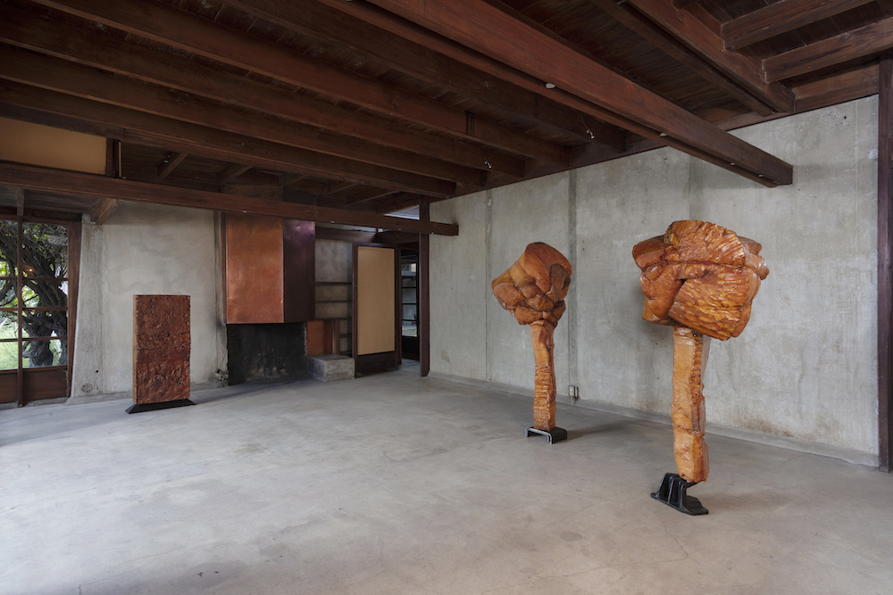 Helmut Lang’s Burdensome Bodies