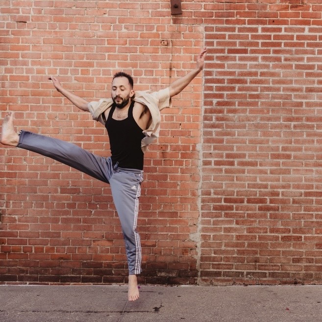 LIVING/EDGE dance-theater performance