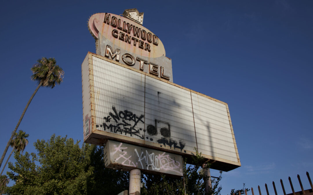 Signs of Life in the Ruins of Movieland On the Values and Architecture of Hollywood